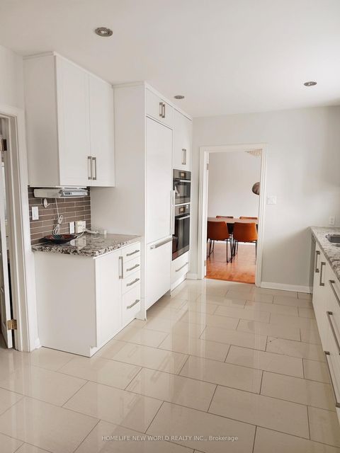 Photo 5 at 18 Olsen Drive, Donalda, Toronto
