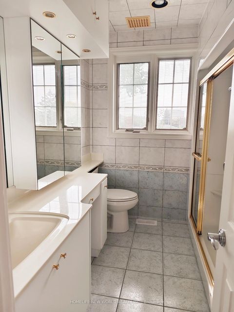Photo 12 at 18 Olsen Drive, Donalda, Toronto