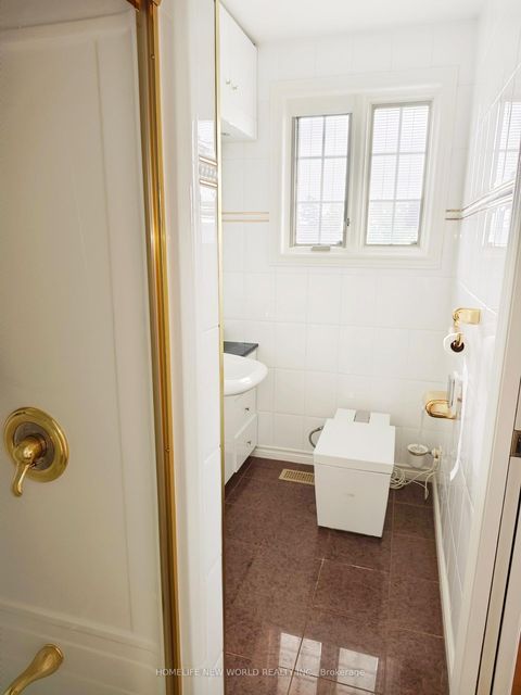 Photo 14 at 18 Olsen Drive, Donalda, Toronto