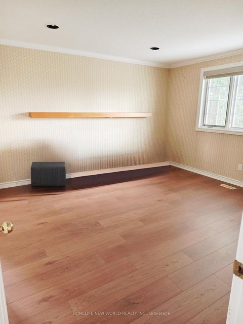 Photo 15 at 18 Olsen Drive, Donalda, Toronto