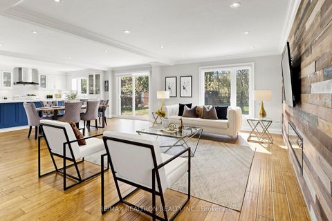 Photo 19 at 90 Holmes Avenue, Willowdale East, Toronto