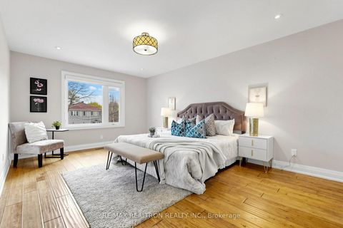 Photo 28 at 90 Holmes Avenue, Willowdale East, Toronto