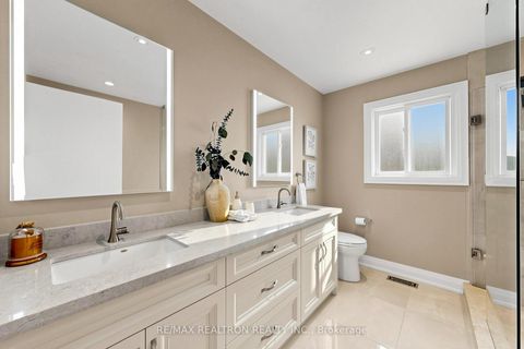 Photo 32 at 90 Holmes Avenue, Willowdale East, Toronto