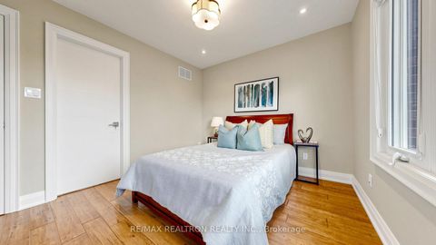 Photo 35 at 90 Holmes Avenue, Willowdale East, Toronto