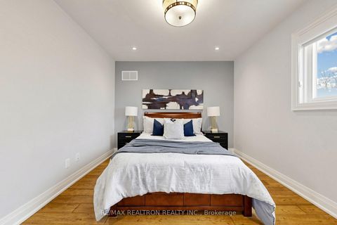 Photo 39 at 90 Holmes Avenue, Willowdale East, Toronto