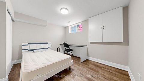 Photo 46 at 90 Holmes Avenue, Willowdale East, Toronto
