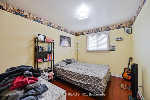 Photo 29 at 3200 Morning Star Drive, Malton, Mississauga