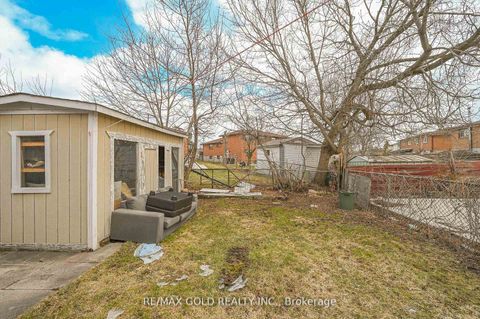 Photo 41 at 3200 Morning Star Drive, Malton, Mississauga