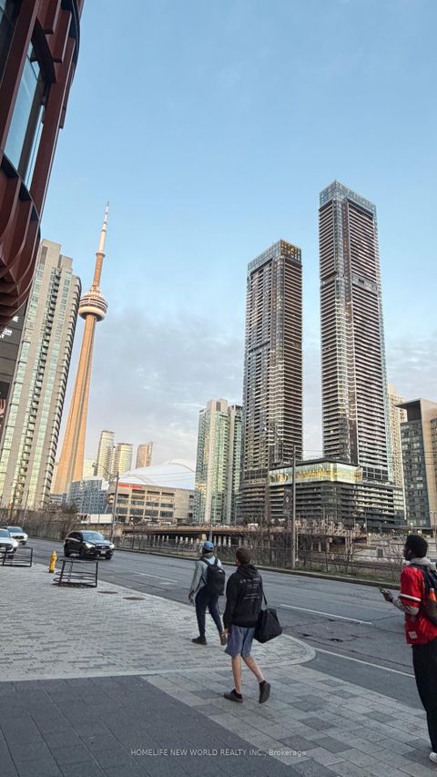 Photo 1 at 3308 - 1 Concord CityPlace Way, Waterfront Communities C1, Toronto