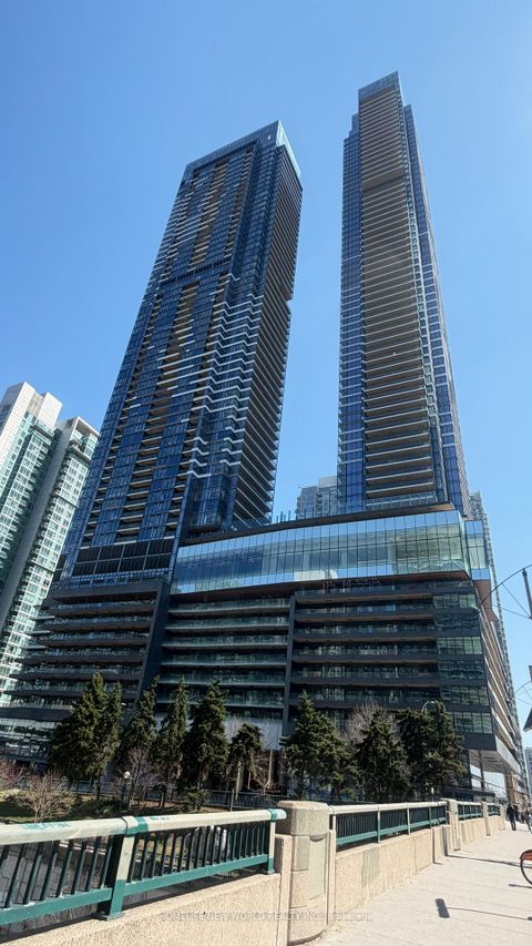 Photo 3 at 3308 - 1 Concord CityPlace Way, Waterfront Communities C1, Toronto