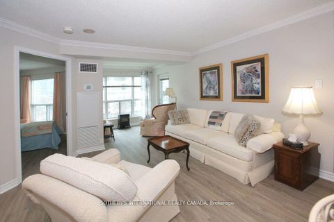 Photo 10 at 505 - 600 Queens Quay W, Waterfront Communities C1, Toronto