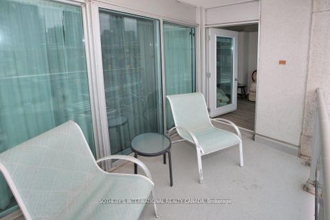 Photo 16 at 505 - 600 Queens Quay W, Waterfront Communities C1, Toronto