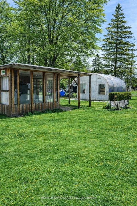 Photo 3 at 31474 Lakeridge Road, Pefferlaw, Georgina