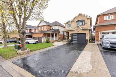 Photo 0 at 54 Thames Drive, Rolling Acres, Whitby
