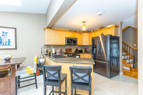 Photo 11 at 54 Thames Drive, Rolling Acres, Whitby
