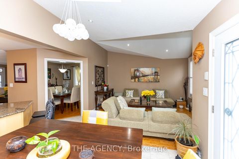 Photo 16 at 54 Thames Drive, Rolling Acres, Whitby