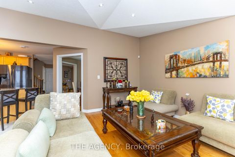 Photo 20 at 54 Thames Drive, Rolling Acres, Whitby