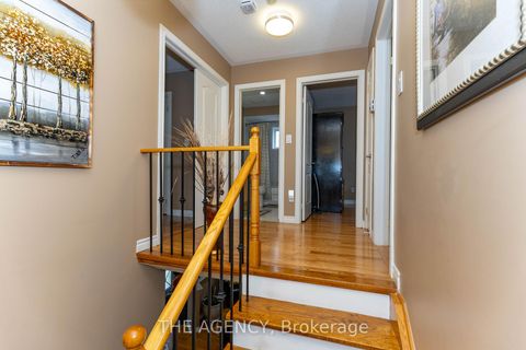Photo 24 at 54 Thames Drive, Rolling Acres, Whitby