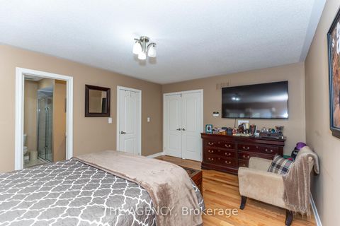 Photo 26 at 54 Thames Drive, Rolling Acres, Whitby