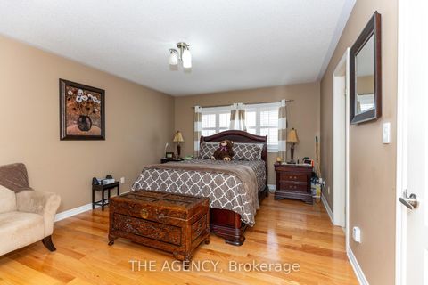 Photo 27 at 54 Thames Drive, Rolling Acres, Whitby