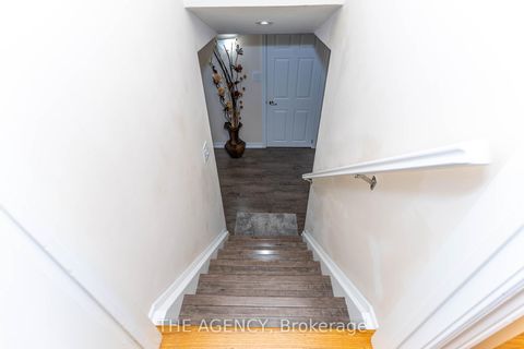 Photo 34 at 54 Thames Drive, Rolling Acres, Whitby