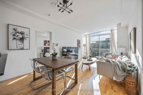 Photo 10 at PH01 - 15 Windermere Avenue, Swansea, Toronto