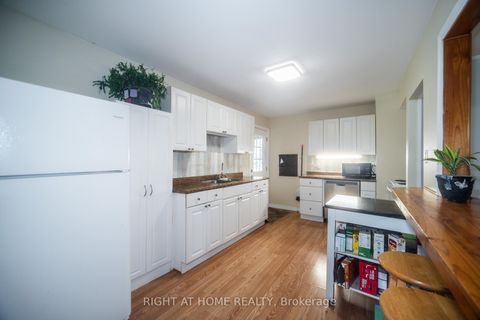 Photo 5 at 1007 Ferrier Avenue, Lefroy, Innisfil