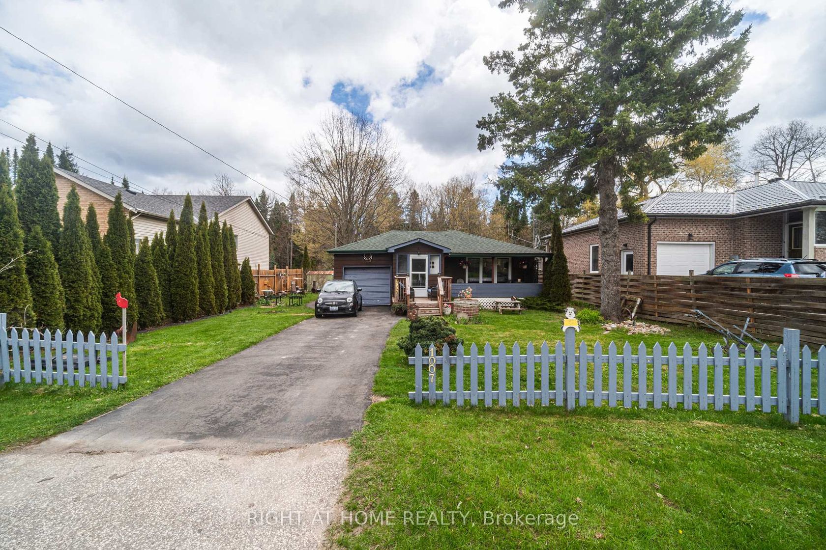 1007 Ferrier Avenue, Lefroy, Innisfil photo number 2