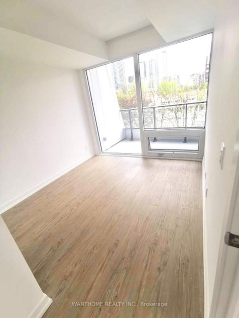 Photo 3 at 620 - 85 Wood Street, Yonge Corridor, Toronto