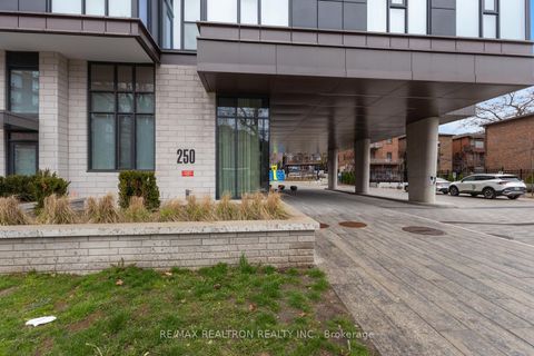 Photo 3 at 416 - 250 Lawrence Avenue W, Lawrence Park North, Toronto