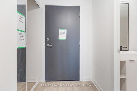 Photo 9 at 416 - 250 Lawrence Avenue W, Lawrence Park North, Toronto