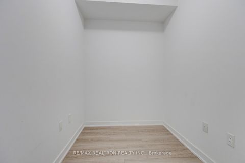 Photo 13 at 416 - 250 Lawrence Avenue W, Lawrence Park North, Toronto