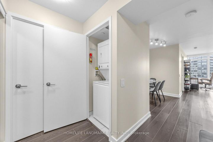 Photo 6 at 606 - 72 Esther Shiner Boulevard, Bayview Village, Toronto