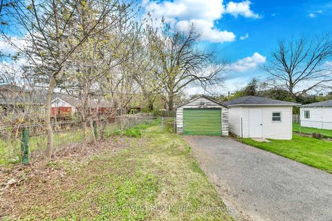 Photo 21 at 284 Fairlawn Avenue, Lawrence Park North, Toronto