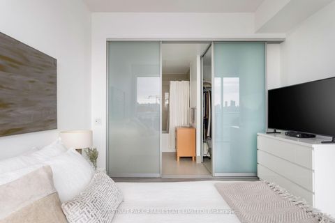 Photo 8 at 1302 - 70 Distillery Lane, Waterfront Communities C8, Toronto