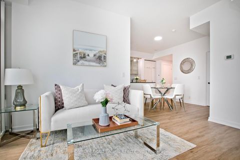 Photo 19 at 802 - 14 York Street, Waterfront Communities C1, Toronto