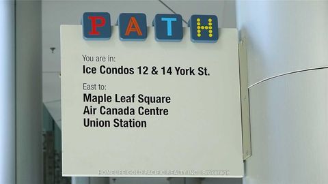Photo 39 at 802 - 14 York Street, Waterfront Communities C1, Toronto