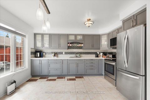 Photo 7 at 46 Georgina Gate, Birchmount, Toronto