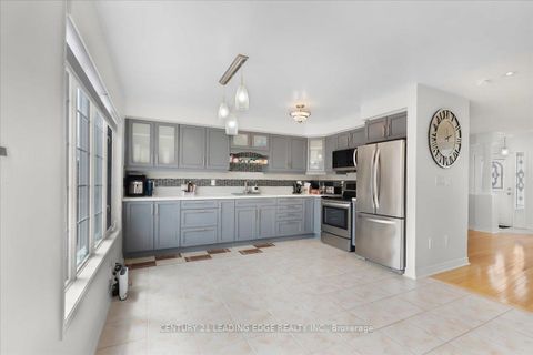 Photo 8 at 46 Georgina Gate, Birchmount, Toronto