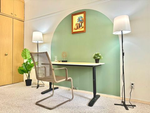Photo 3 at 1563 Bathurst Street, Forest Hill South, Toronto