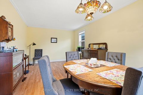 Photo 9 at 29 Ridge Road, CFB, Toronto