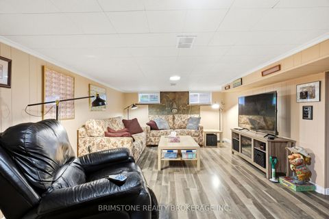 Photo 16 at 29 Ridge Road, CFB, Toronto