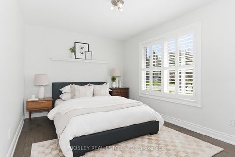 Photo 16 at 18 Tetbury Crescent, Donalda, Toronto