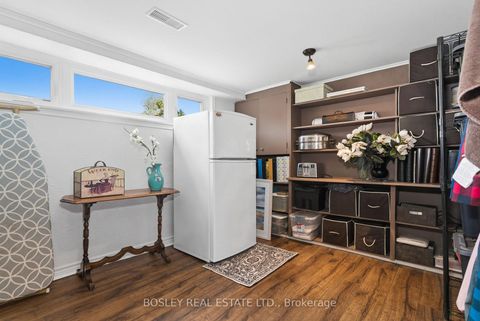 Photo 28 at 18 Tetbury Crescent, Donalda, Toronto
