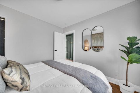 Photo 20 at 259 Sixth Street, New Toronto, Toronto