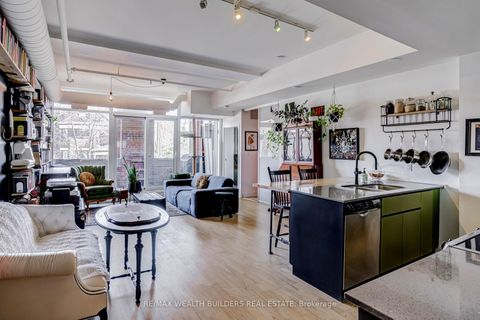 Photo 7 at 210 - 152 Annette Street, Junction Area, Toronto