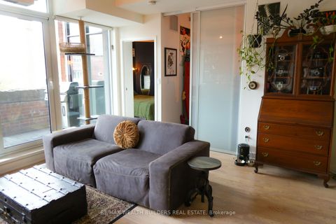 Photo 11 at 210 - 152 Annette Street, Junction Area, Toronto