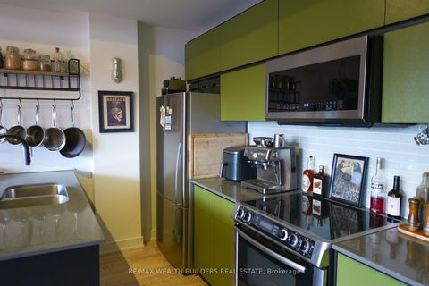 Photo 16 at 210 - 152 Annette Street, Junction Area, Toronto