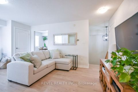 Photo 7 at 5 - 51 Ferndale Drive S, Ardagh, Barrie