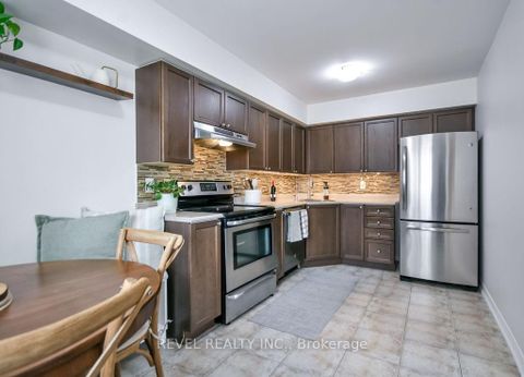 Photo 15 at 5 - 51 Ferndale Drive S, Ardagh, Barrie